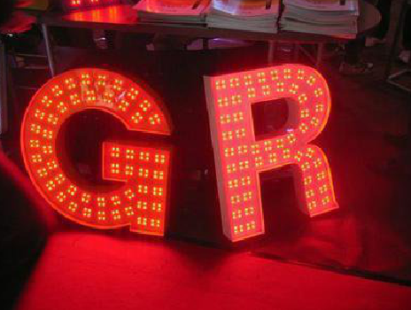  邓州LED发光字有哪些优势？